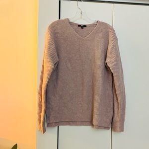Uniqlo pink sweater